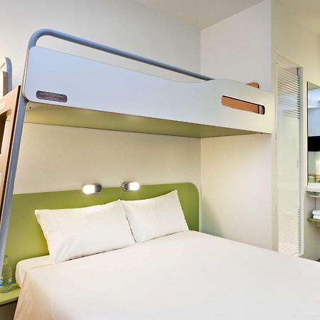 Ibis Budget Roye Роа Екстериор снимка